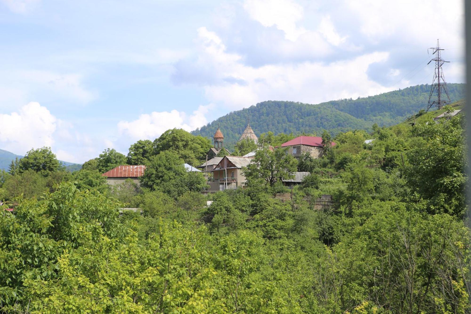 Collage Guesthouse Alaverdi Exterior photo